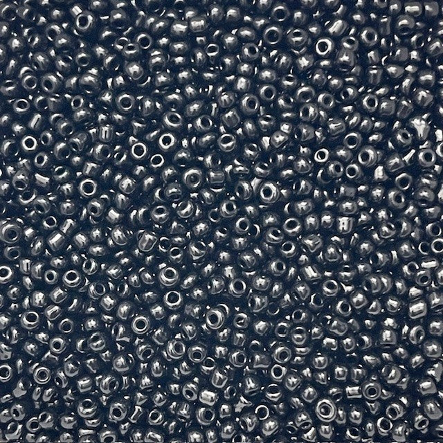Glass Seed Beads - 3mm 8/0 - Opaque - 20g approx 600 pieces