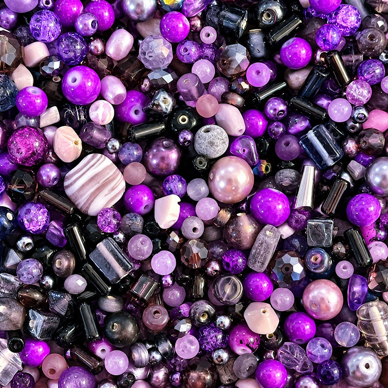 50g Glass Bead Mixes - 80 to 100 Pieces - Size 4mm to 12mm - 11 Colours